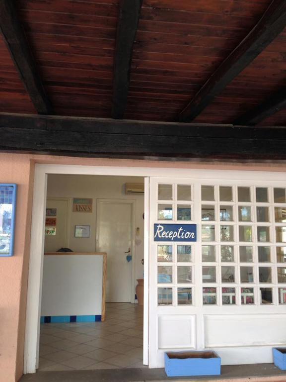 Aparthotel Baia Dei Delfini à Furnari Extérieur photo