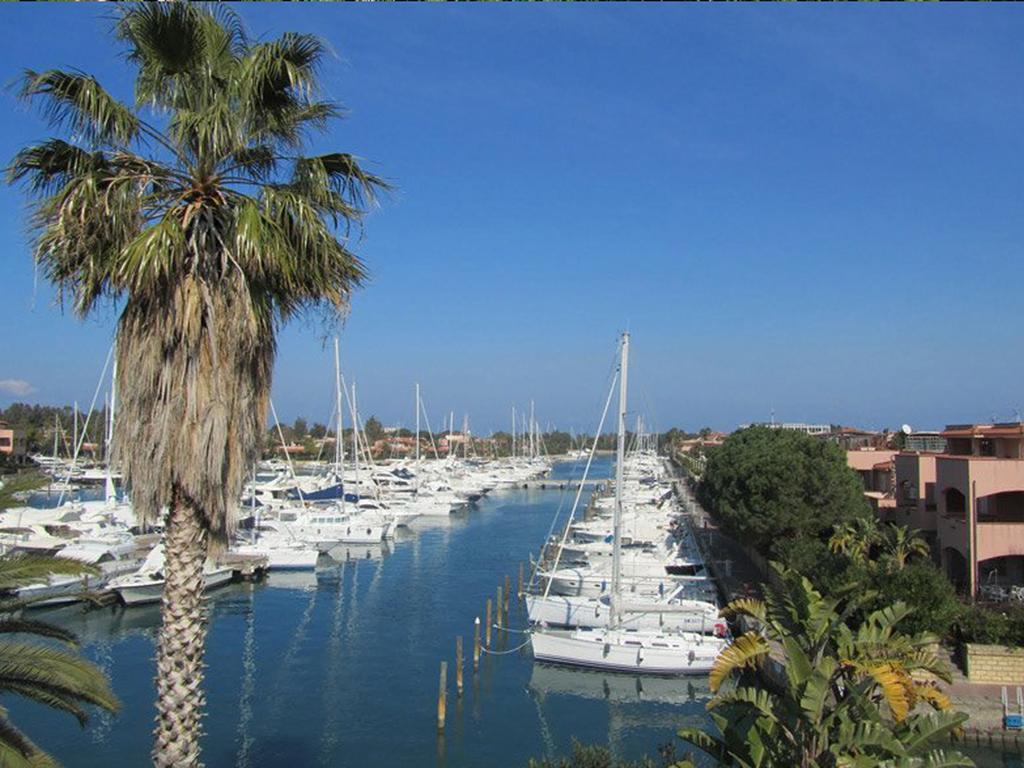 Aparthotel Baia Dei Delfini à Furnari Extérieur photo