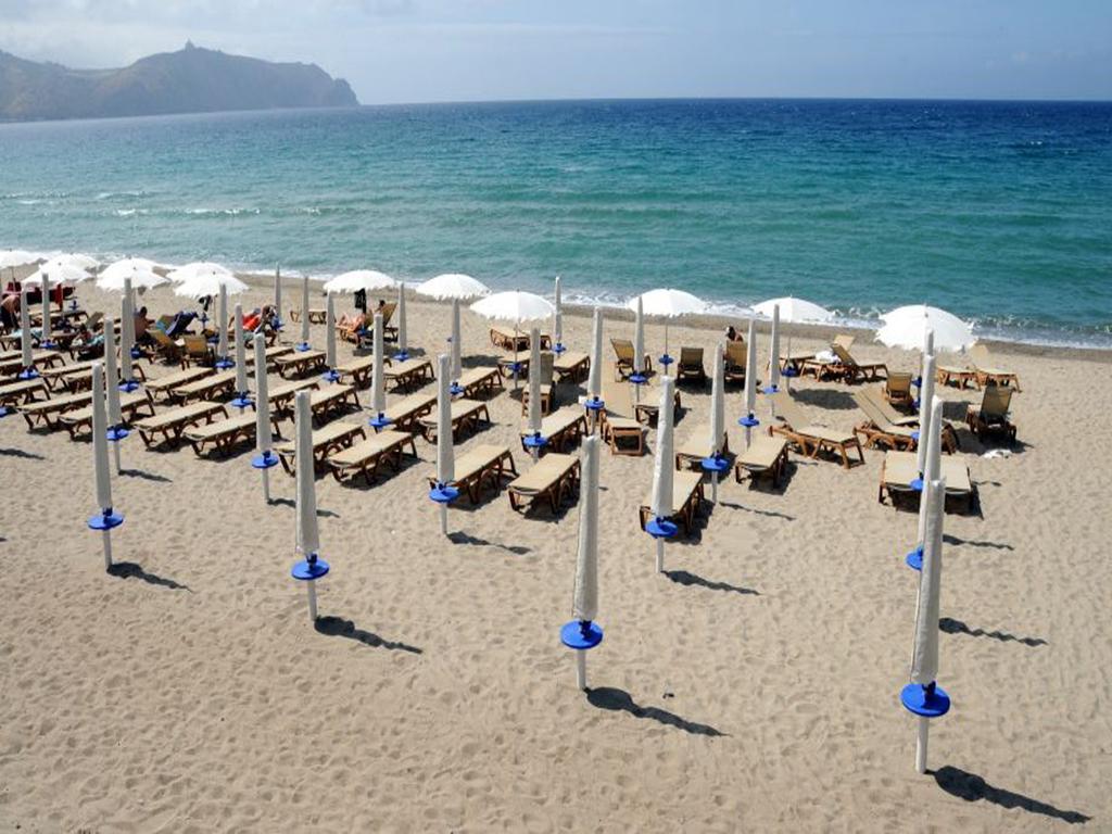 Aparthotel Baia Dei Delfini à Furnari Extérieur photo