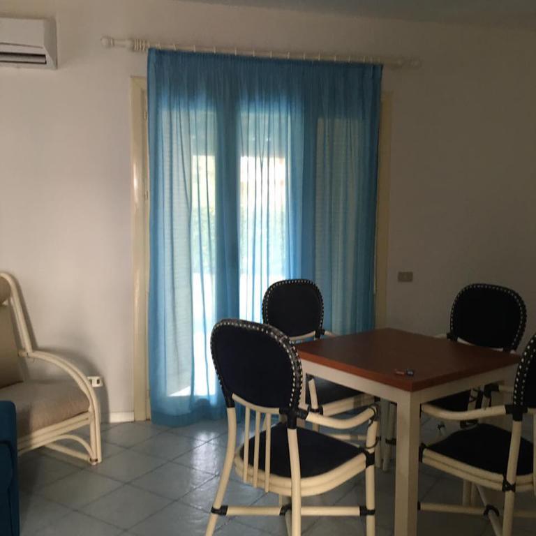 Aparthotel Baia Dei Delfini à Furnari Extérieur photo
